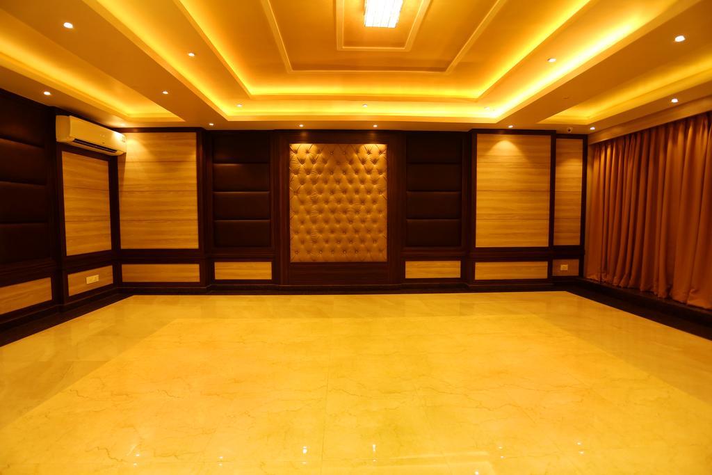 מלון גווהטי Awesome Palace מראה חיצוני תמונה