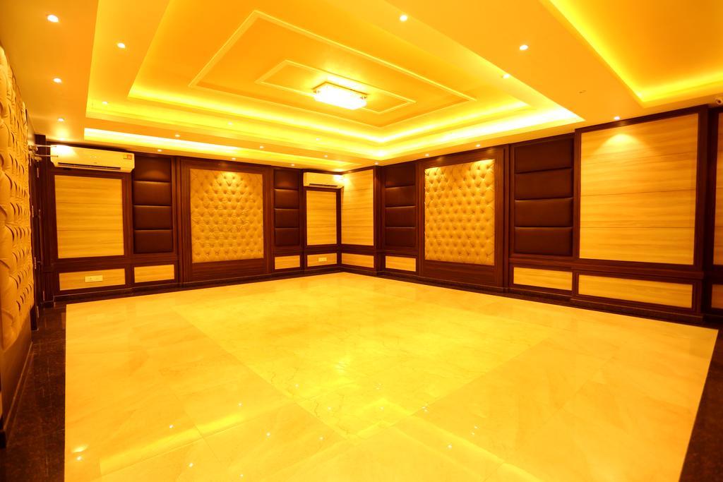 מלון גווהטי Awesome Palace מראה חיצוני תמונה